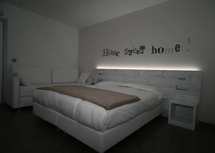 Hotel Garnì Villa Maria Riva del Garda
